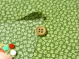 Tiny Cherry Blossoms in Green Tea (Length) 1=0.25yard