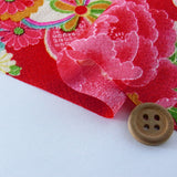 Court Carriage and Fans on Red (Length) 1=0.25yard