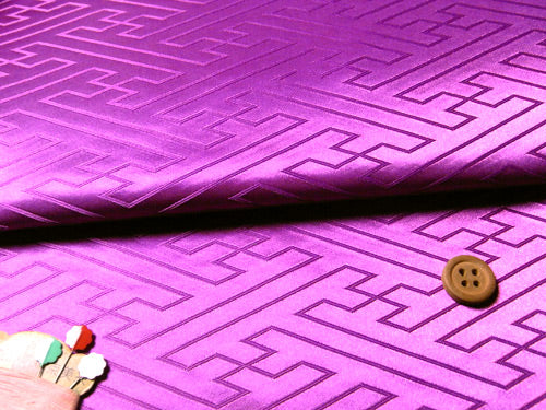 Jacquard Sayagata Pattern in Purple (Length) 1＝0.25yard