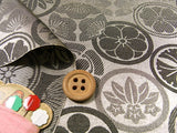Jacquard Japanese Crests in Gold (Length) 1=0.25yard