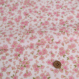 Cotton – Scattered Cherry Blossoms, White and Pink (Length) 1=0.25yard