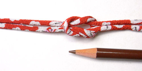 Chirimen Fabric Cord - 1/9in Romantic Cherry Blossoms on Red (Quantity) 1＝1yard