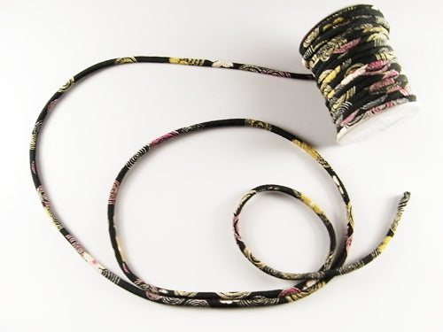 Chirimen Fabric Cord - 1/8in Swirls & Cherry Blossoms Black (Quantity) 1＝1yard