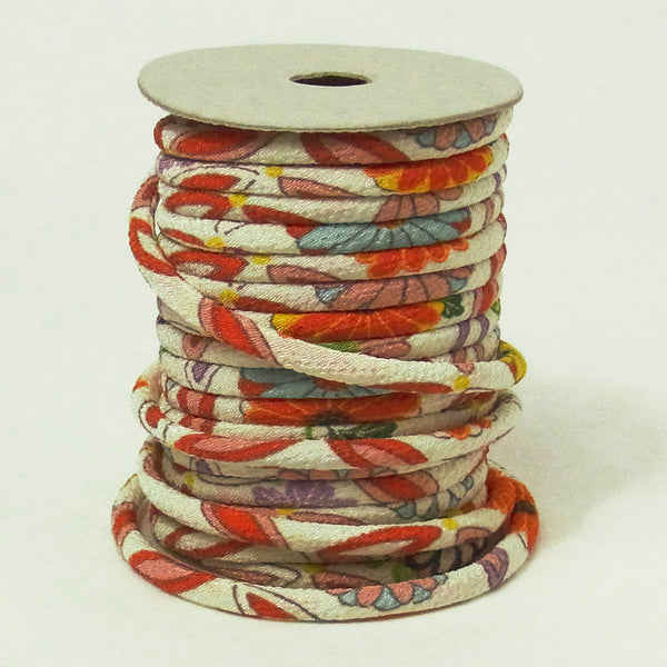 Chirimen Fabric Cord - 1/8in Mums in Shippo Circles Ivory (Quantity) 1＝1yard