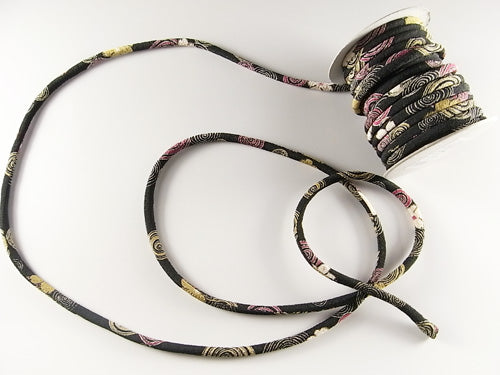Chirimen Fabric Cord - 1/6in Swirls & Cherry Blossoms Black (Quantity) 1＝1yard