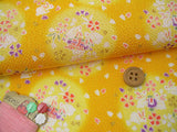 Lucky Bunnies on Yellow (Length) 1＝0.25yard