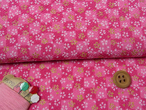 Tiny Blossoms on Traditional Square Pattern - Pink (Length) 1＝0.25yard