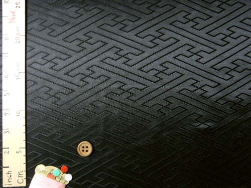Jacquard Sayagata Pattern in Black (Length) 1＝0.25yard