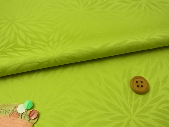 Rinzu Polyester: Mums on Yellow-Green (Length) 1＝0.25yard